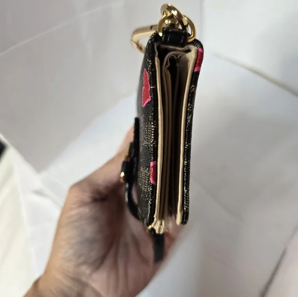 Juicy Couture Black and Pink Heart Wallet with Gold Accents - Picture 7 of 12